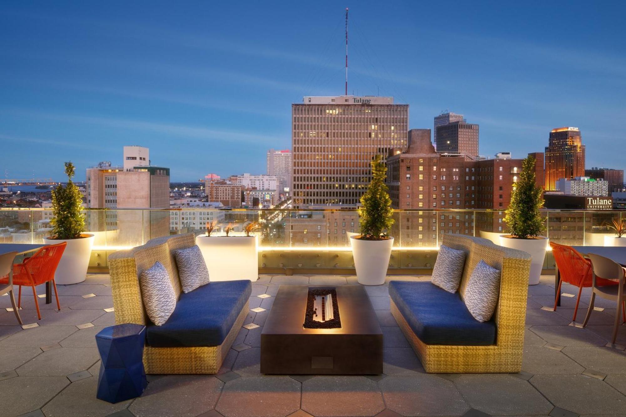 Springhill By Marriott Downtown/canal Street Hotel